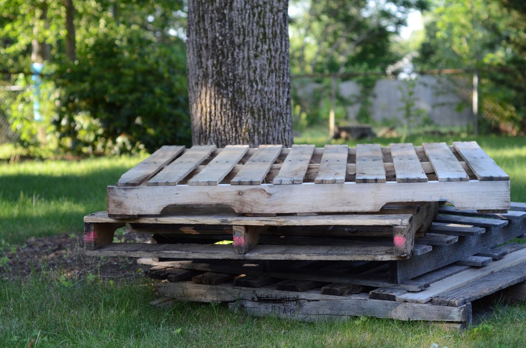 Скамья вокруг дерева - фото 2