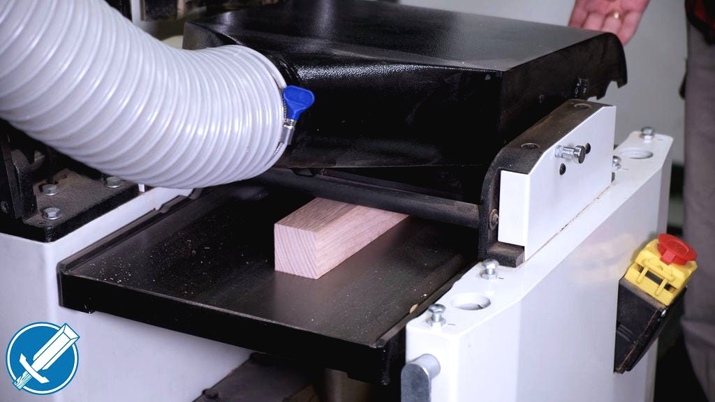 Необычный прикроватный столик - фото 8