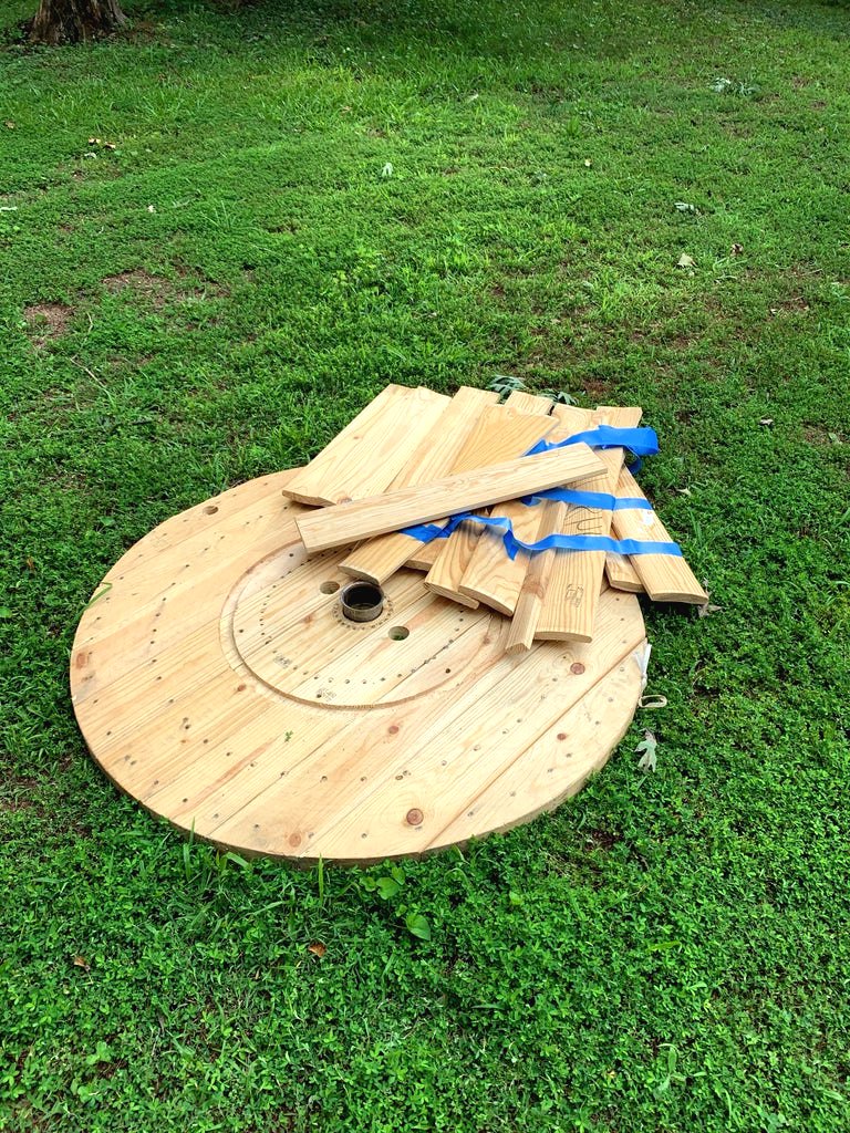 Что можно сделать из кабельной катушки своими руками? - фото 4