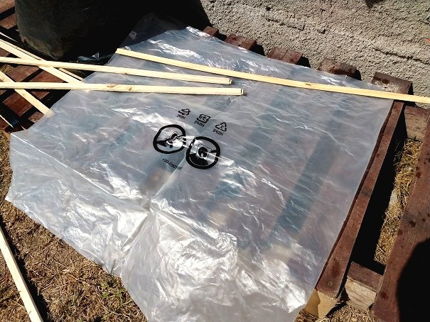 Как сделать складной парник - фото 12