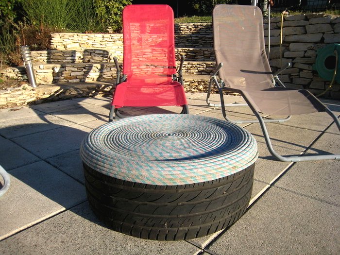 Столик из автопокрышки - фото 10