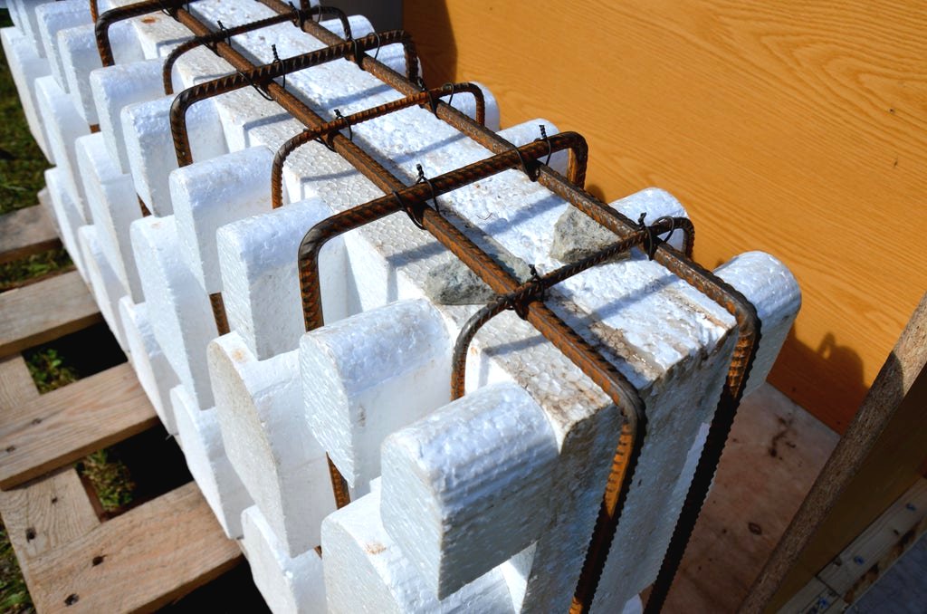 Садовая скамья из цемента - фото 8