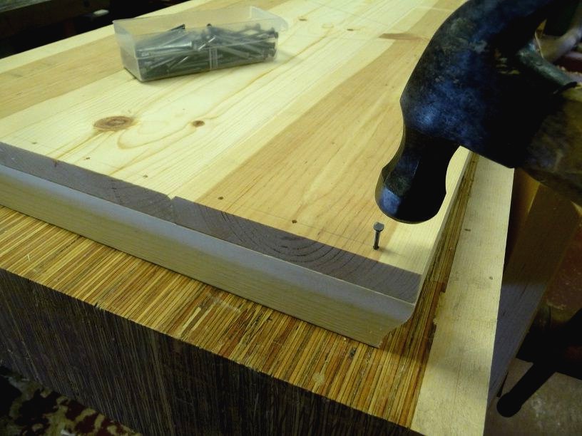 Необычный сундук из дерева - фото 10