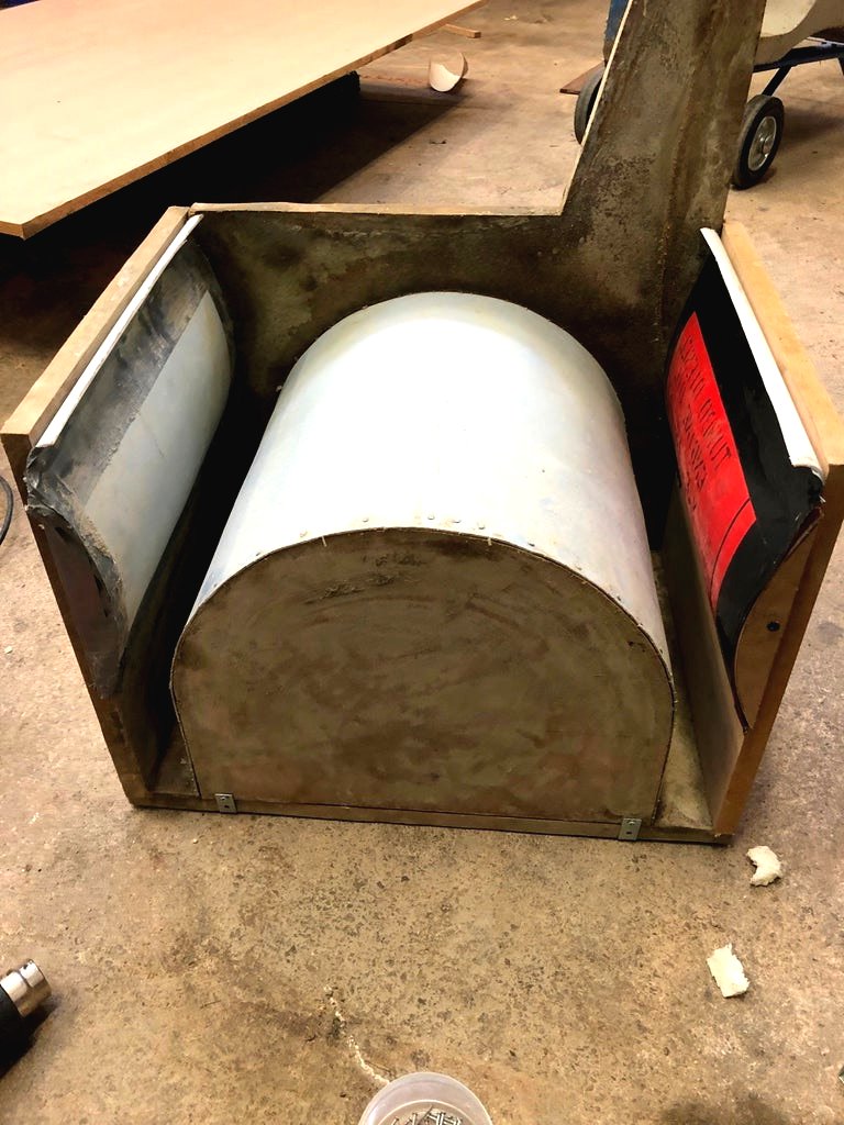 Бетонный столик - фото 4