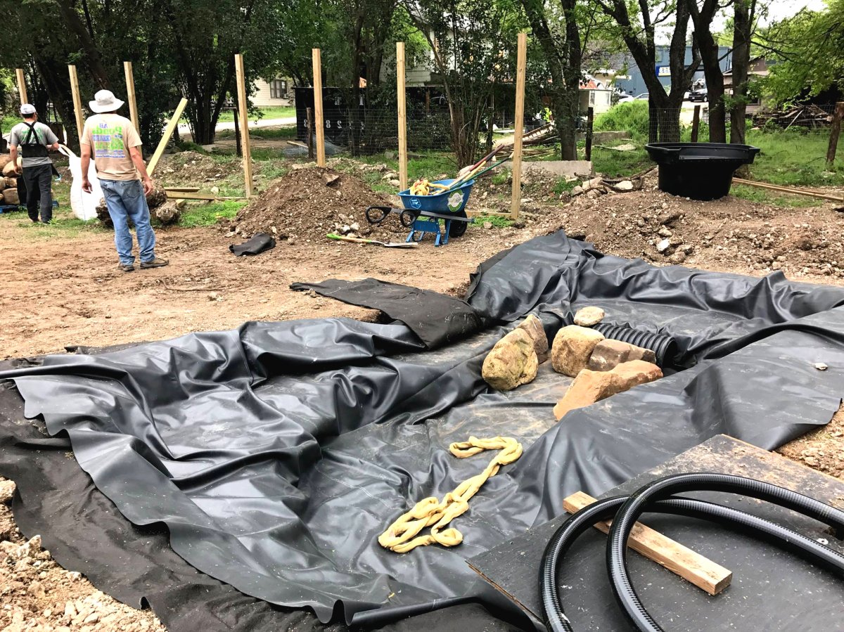 Небольшой пруд для дачи - фото 4