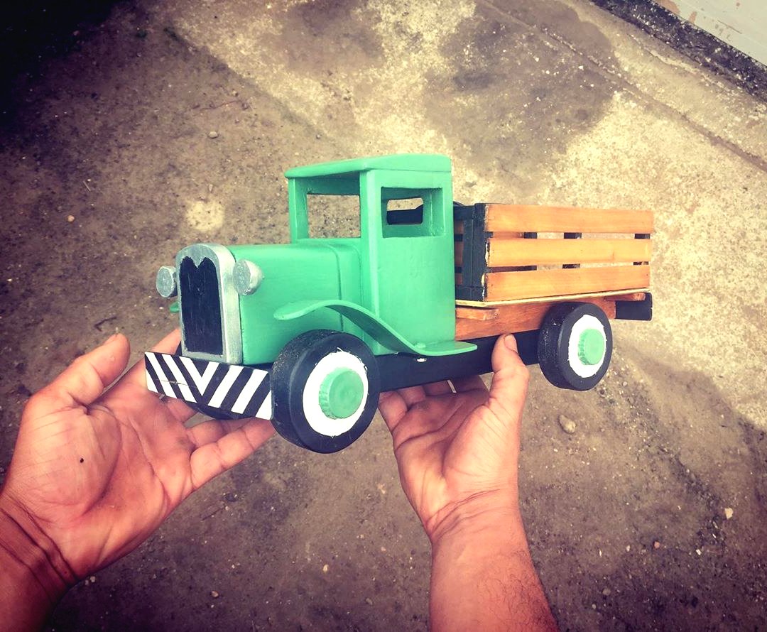 Деревянная машинка - фото 2