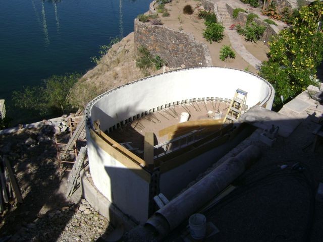 Бетонный бассейн - фото 12