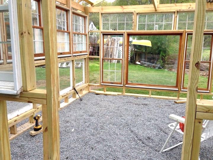 Теплица из старых окон - фото 7