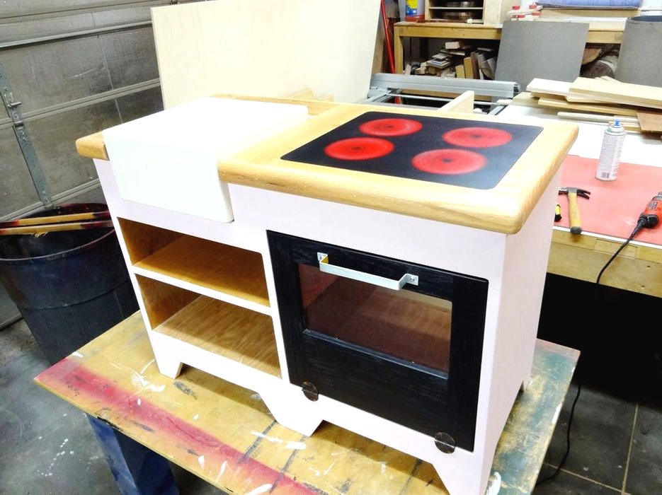 Маленькая игровая кухня - фото 16