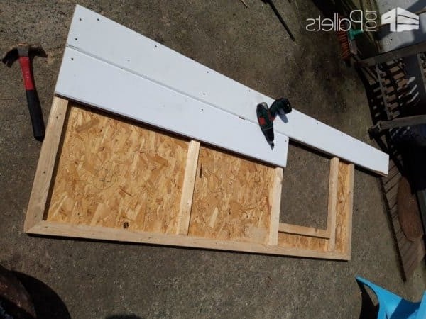 Сарай построенный из поддонов - фото 5