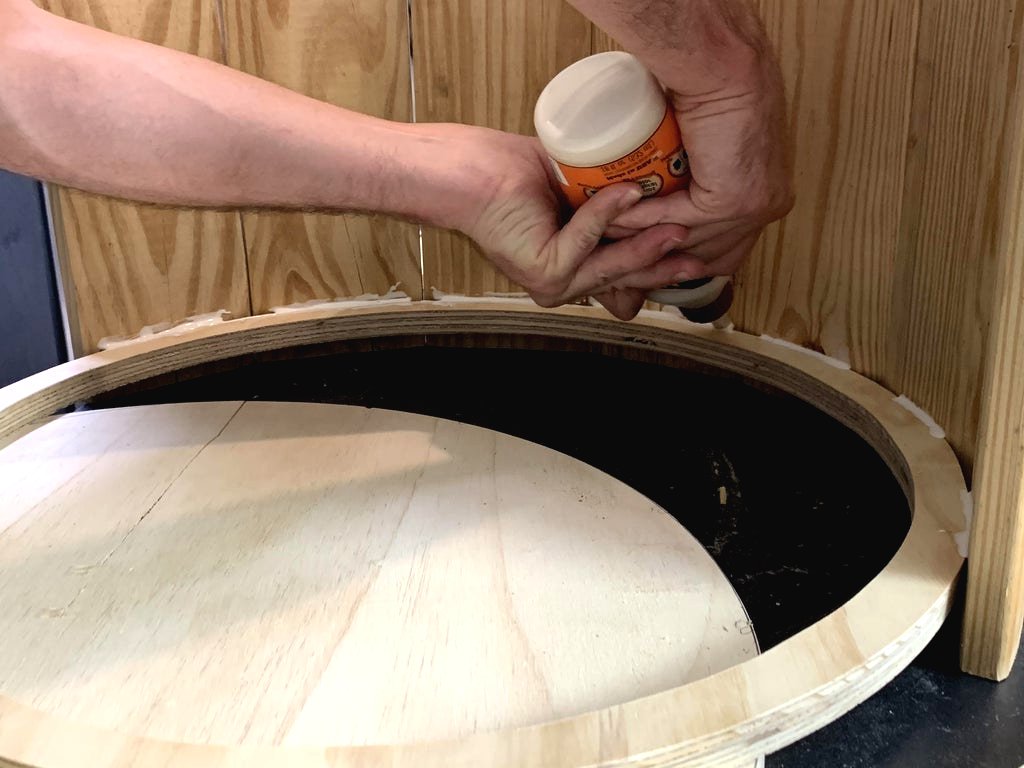 Что можно сделать из кабельной катушки своими руками? - фото 7