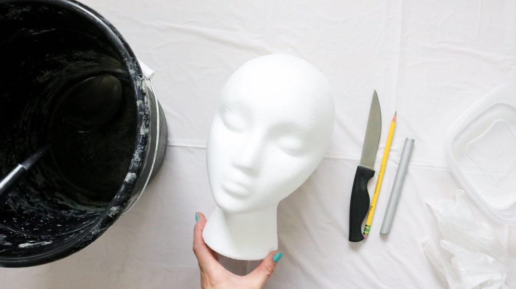 Горшок из бетона в форме головы - фото 3