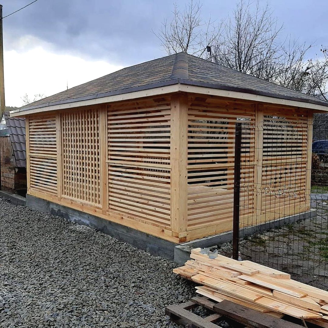 Беседка из дерева на даче - фото 5