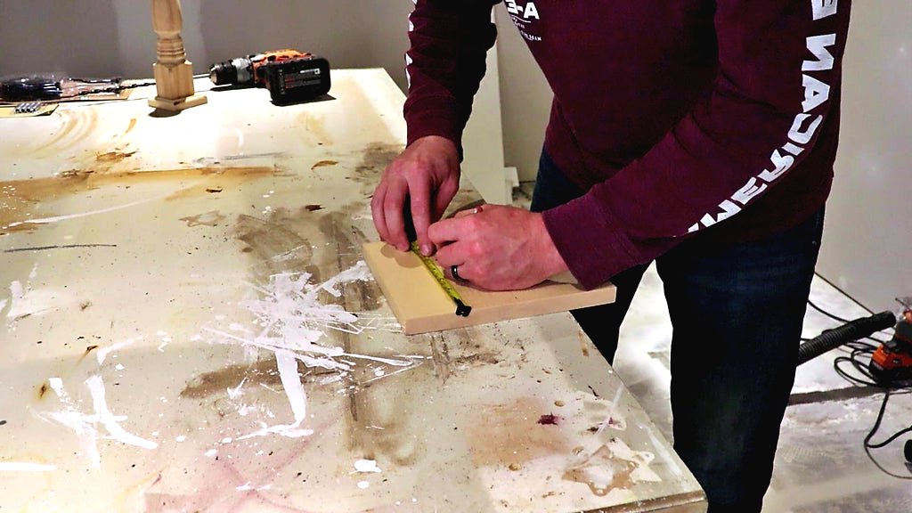 Настольная лампа из ножки стола - фото 6