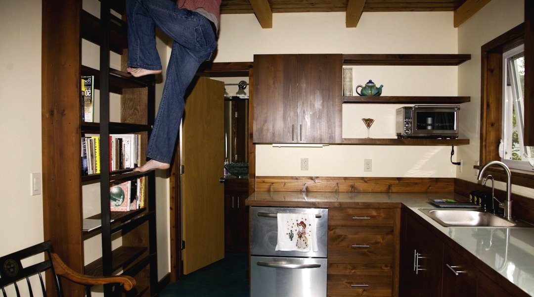 Садовый деревянный дом - фото 3