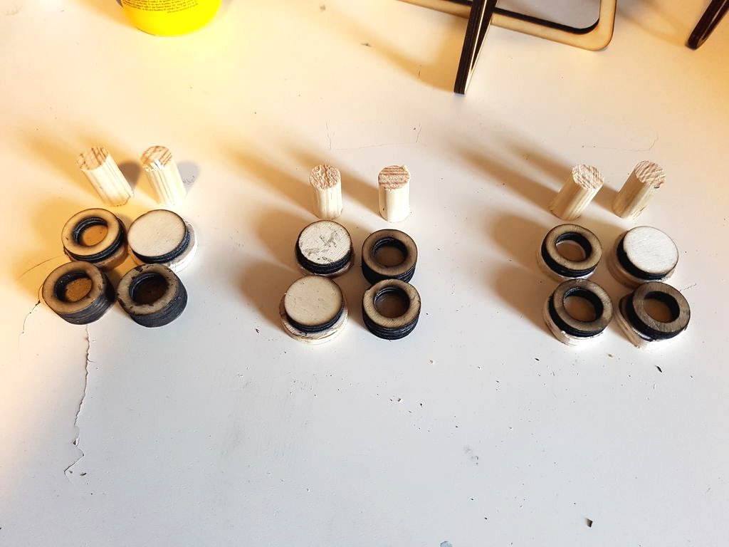 Стол трансформер из фанеры - фото 9