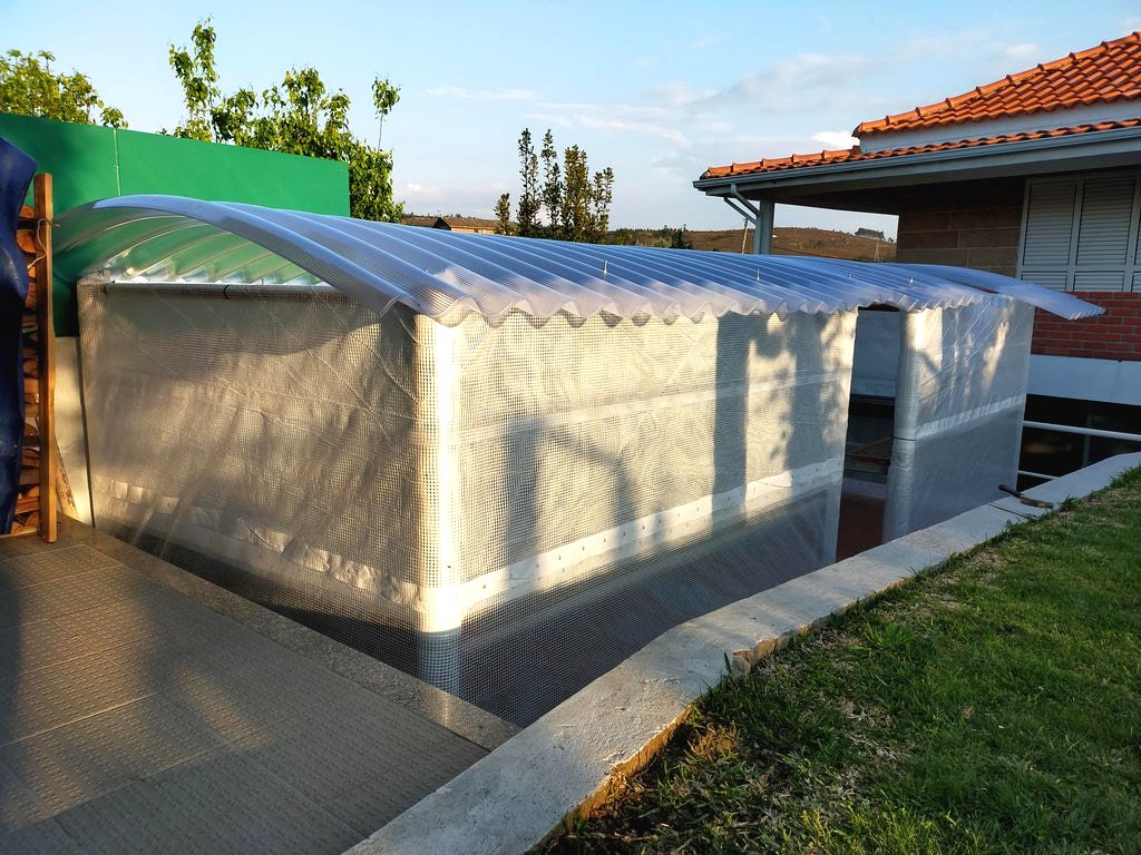 Теплица из строительных лесов - фото 5