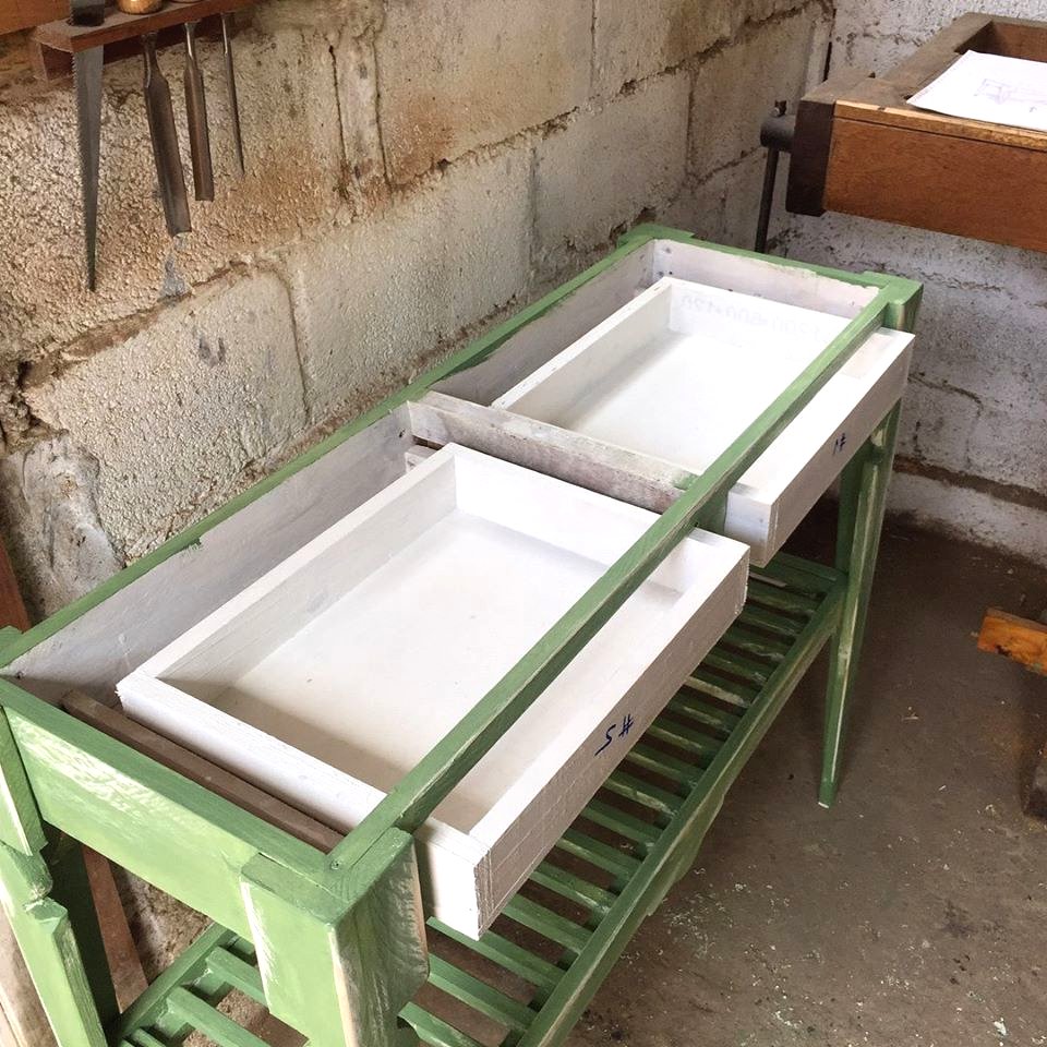 Винтажный стол из поддона - фото 11