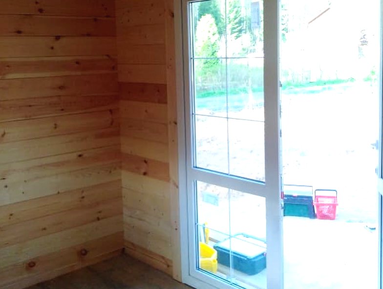 Летний дом из бруса с большой верандой - фото 6