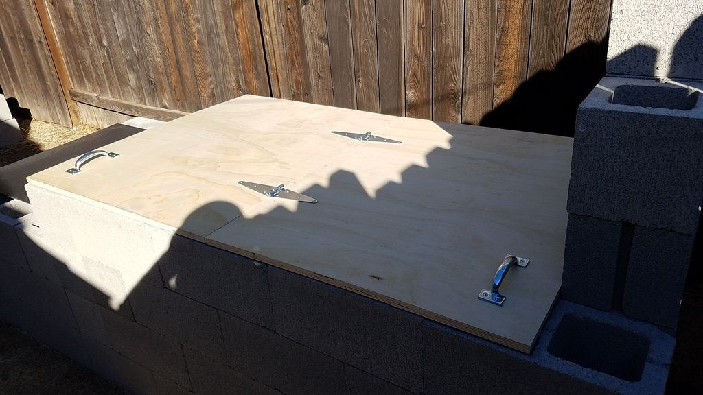 Оригинальная коптильня из шлакоблоков - фото 13