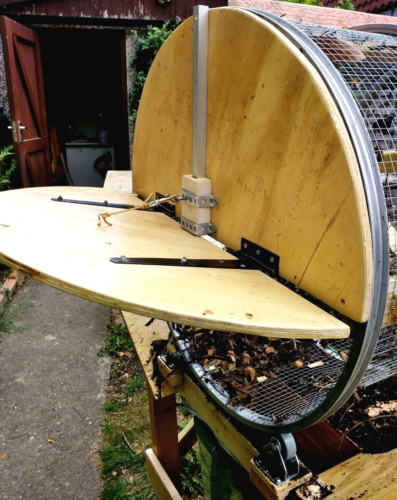 Борьба с сорняком на огороде - фото 18