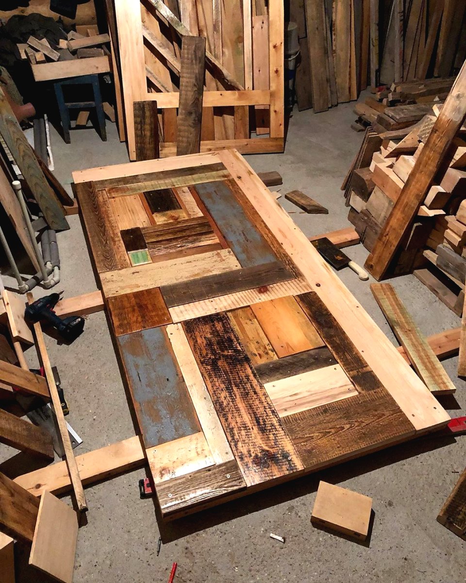 Оригинальные ворота из дерева - фото 6