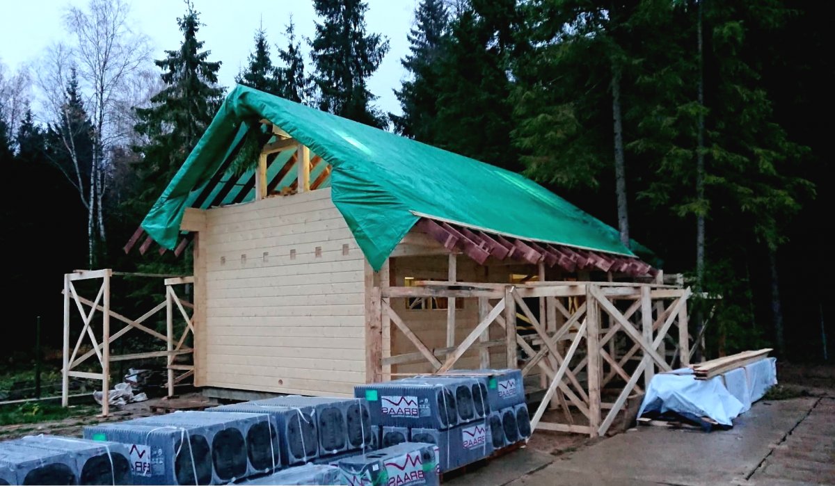 Интересный деревянный дом из бруса - фото 2