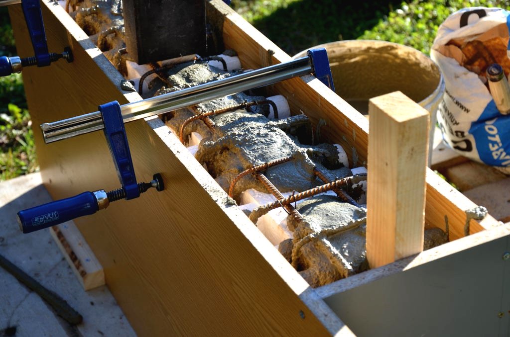 Садовая скамья из цемента - фото 11