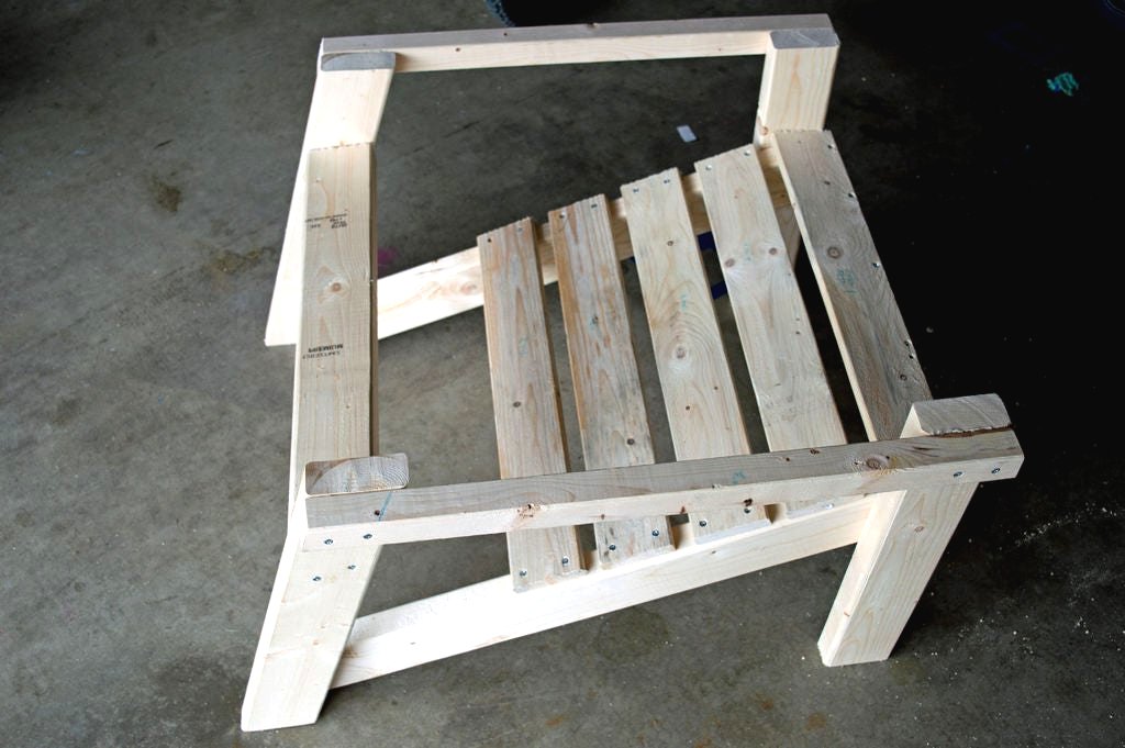 Оригинальное кресло из дерева - фото 9