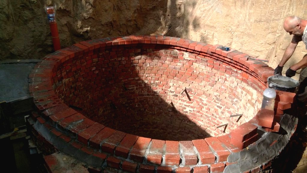 Необычный погреб из кирпича в 7 кв. м - фото 15