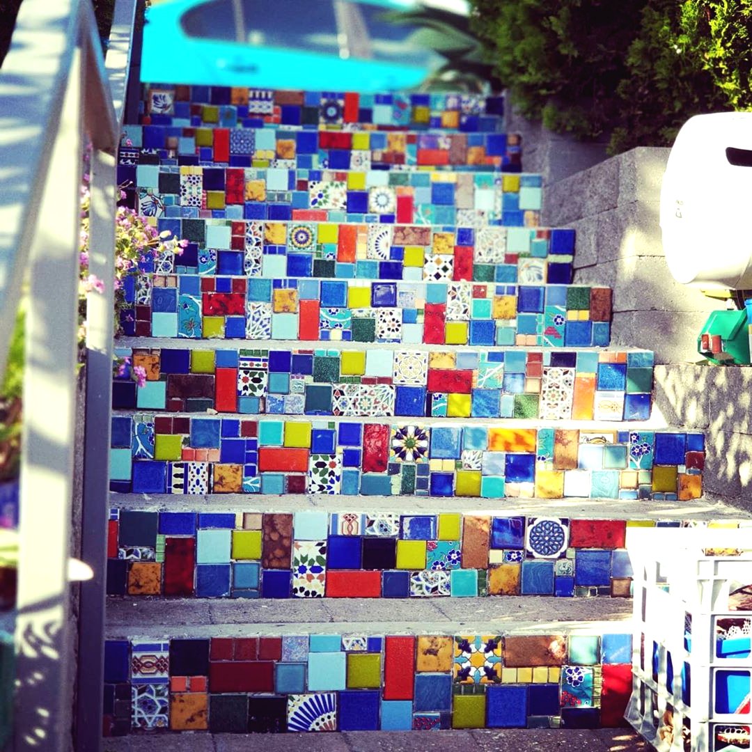 Керамическая плитка на даче - фото 11