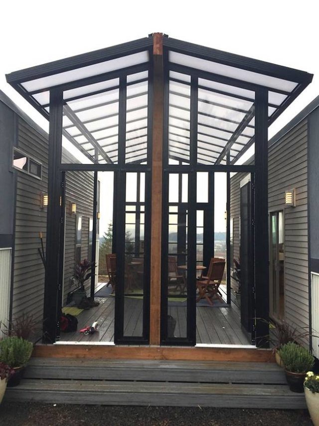 Два дома соединенных застекленной террасой - фото 2