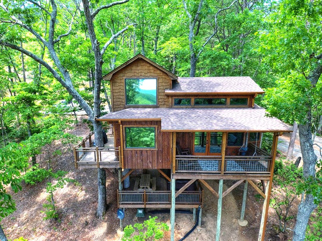 Трехэтажный домик на дереве - фото 13