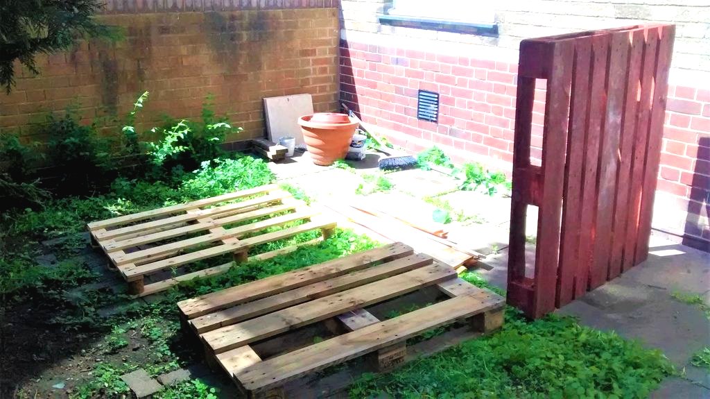 Садовая скамья из поддонов - фото 2