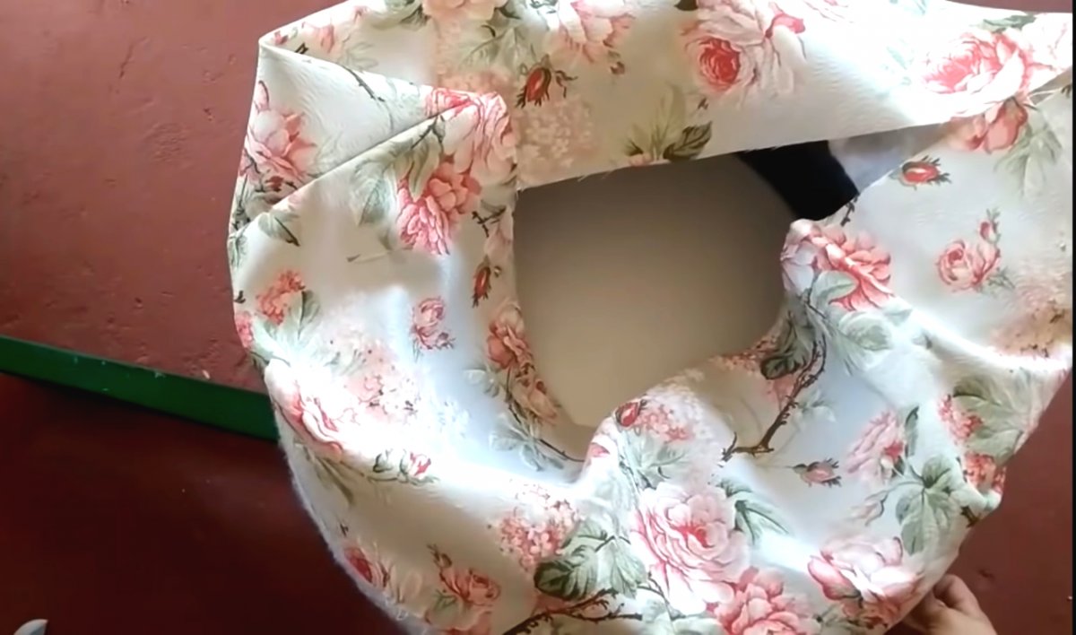 Оригинальный пуф из автопокрышки - фото 6