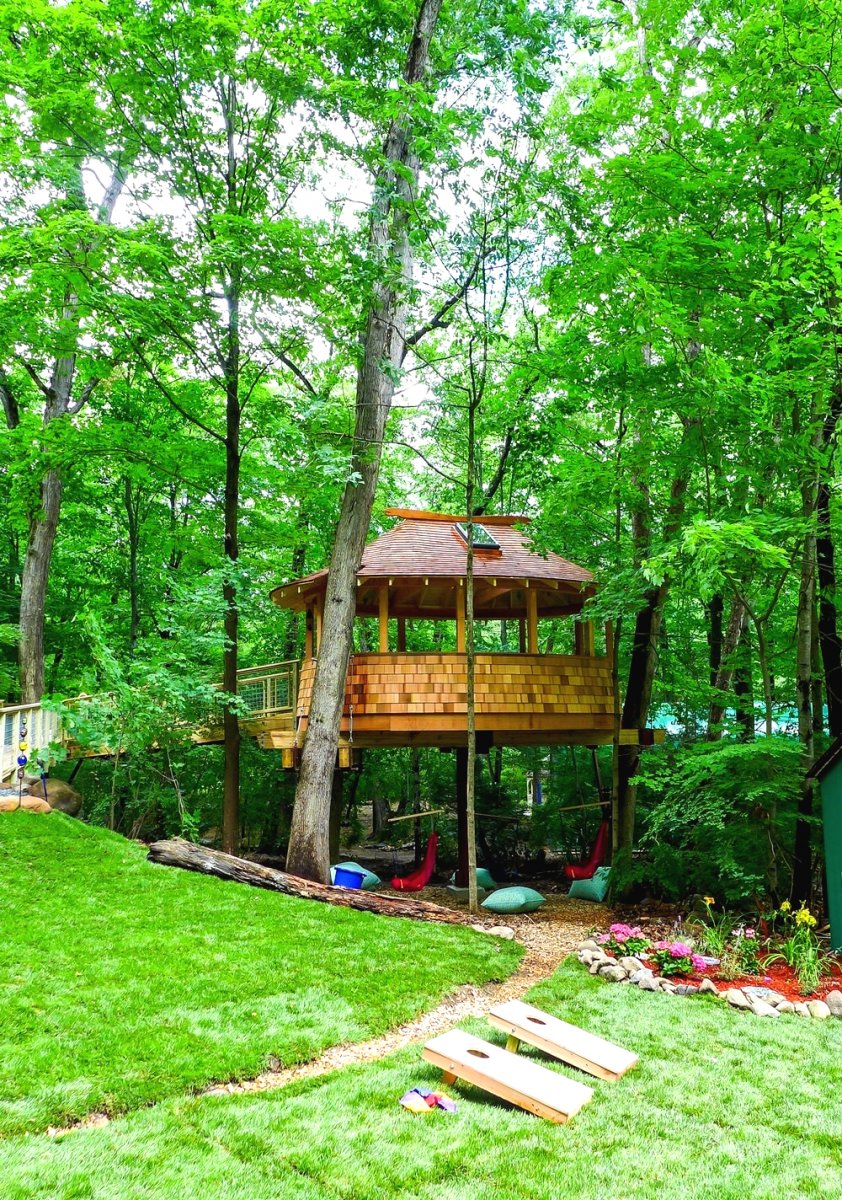 Оригинальная беседка на дереве - фото 2