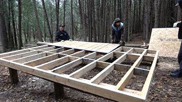 Небольшая лесная хижина - фото 3