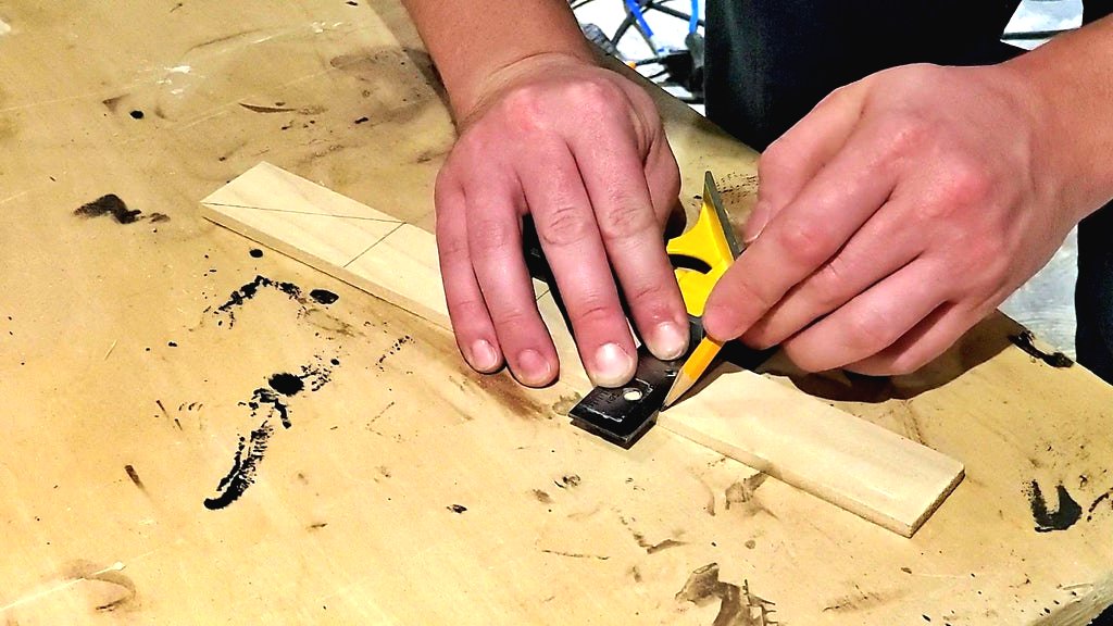 Новогодний снеговик своими руками - фото 5