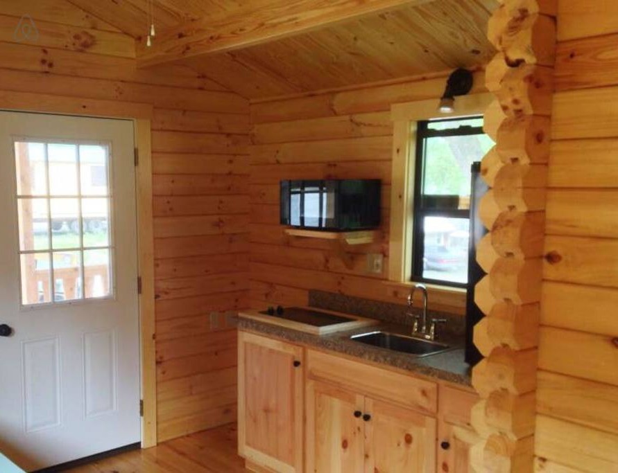 Небольшой деревянный дом - фото 3