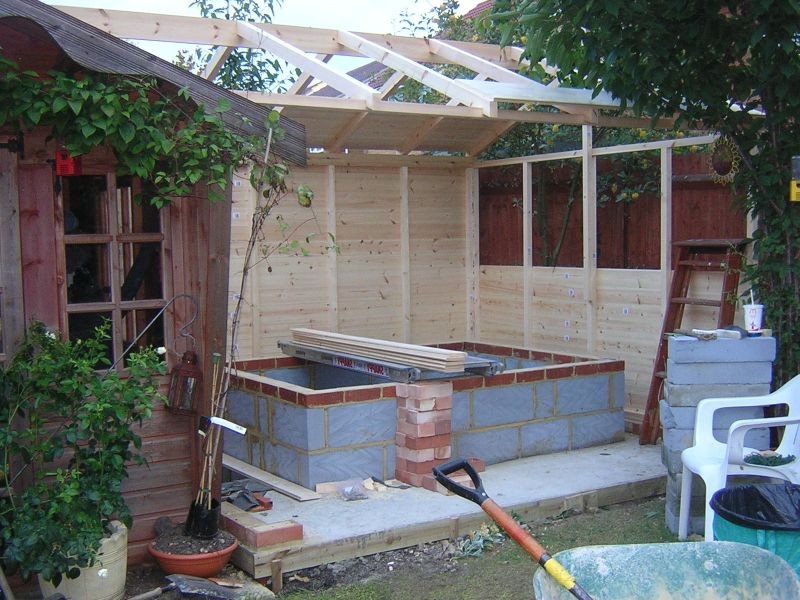 Оригинальное джакузи под навесом - фото 15