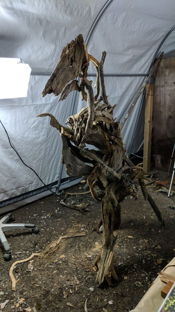 Скульптура лошади из коряг - фото 6