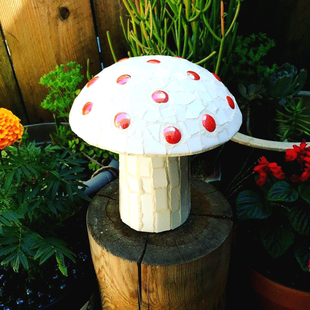 Необычные идеи для дачи из простых материалов - фото 7