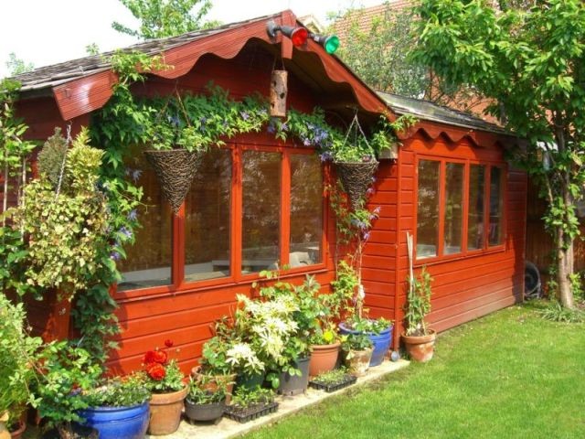 Оригинальное джакузи под навесом - фото 31