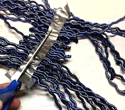 Оригинальная ведьма из бетона - фото 8