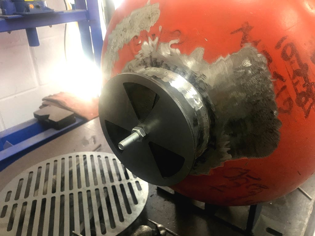 Коптильня горячего копчения своими руками из баллона - фото 4