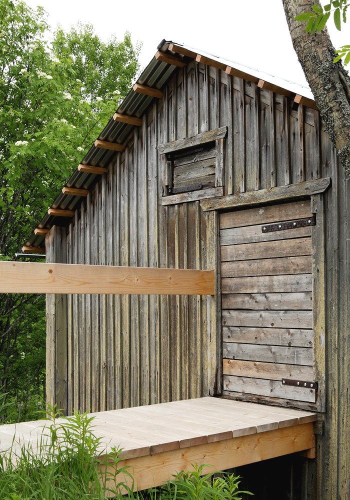 Оригинальная сауна построенная из сарая - фото 12