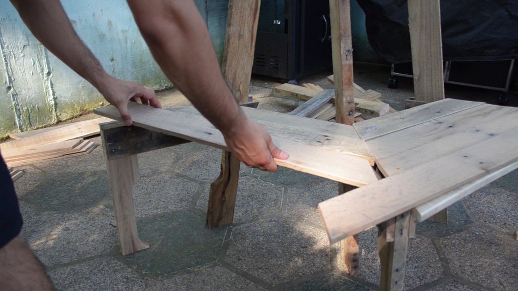 Скамья вокруг дерева - фото 4