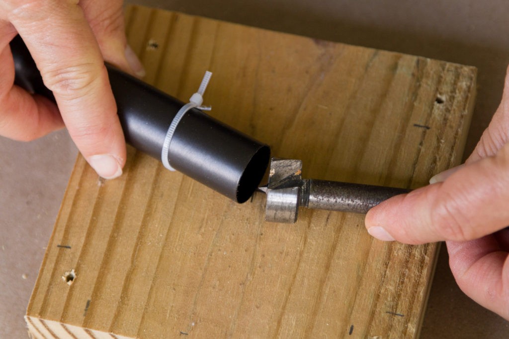 Необычный фонарь из дерева - фото 5