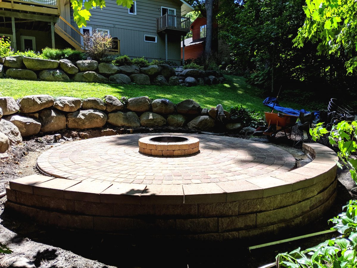 Кострище на даче своими руками - фото 15