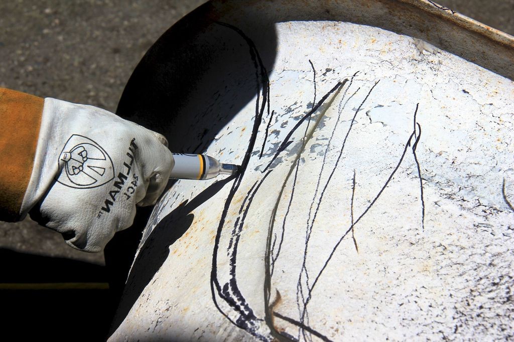 Оригинальная кушетка из старой ванны - фото 7